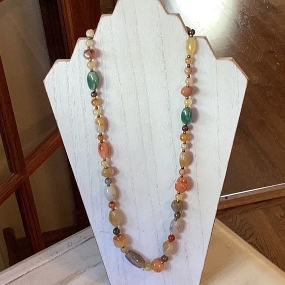Chalcedony Necklace - Picture 2 of 3